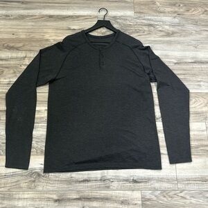 Lightly Used Lululemon Mens Metal Vent Henley XL